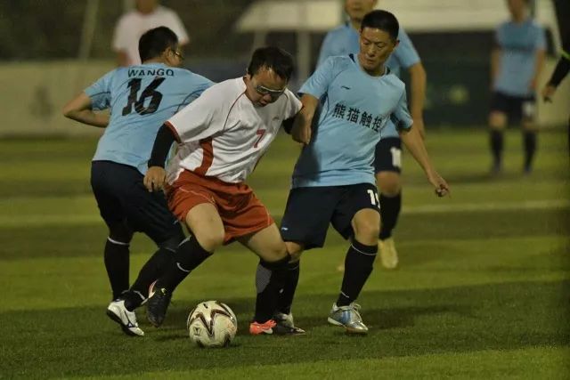 小瓦格纳34+13阿伦21分 魔术大胜骑士追至2-2